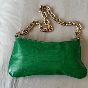 Green Croc-Embossed Chain Shoulder Bag